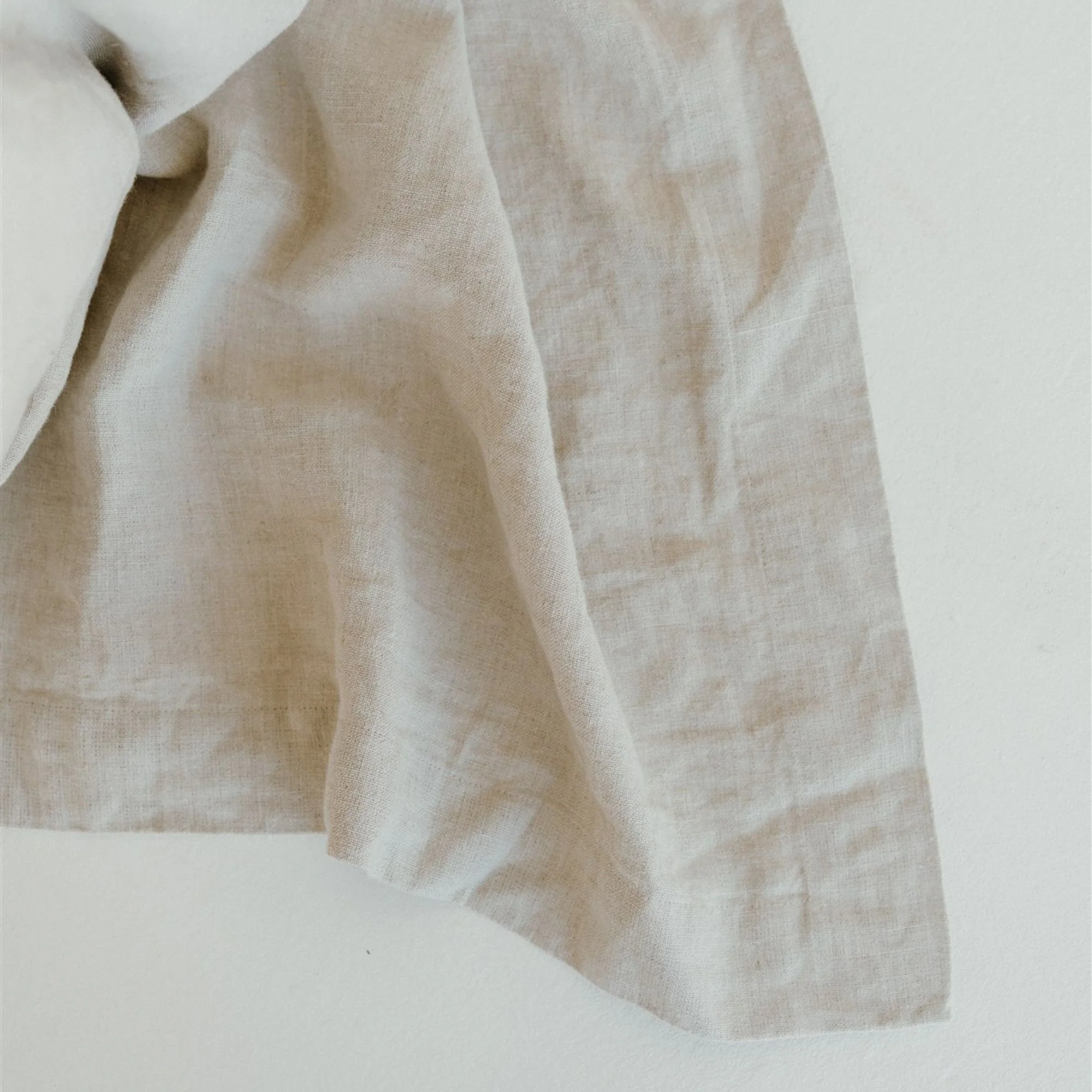 Bedspread in Heavyweight Linen - Natural - Image 3