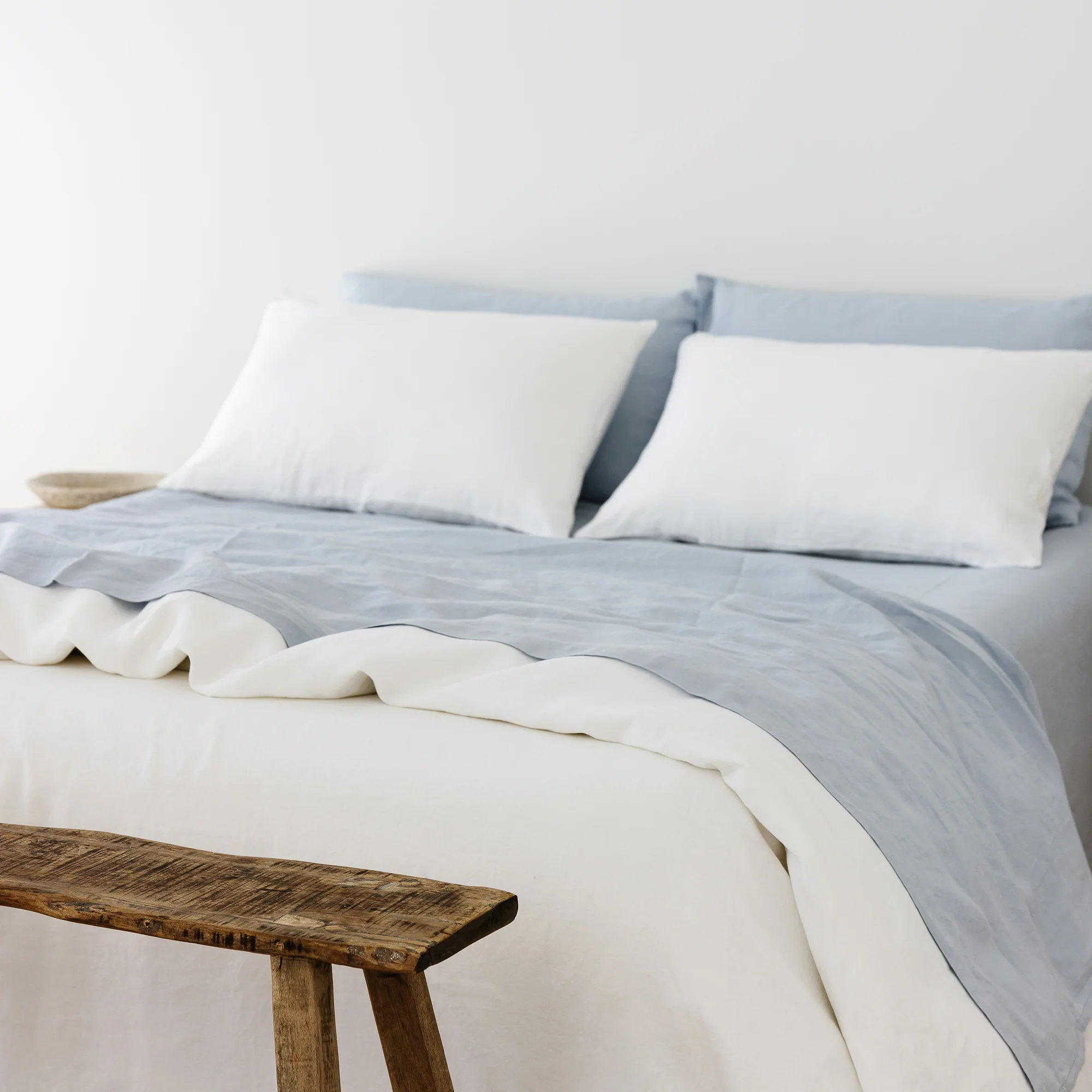 Brilliant White Linen Duvet - Image 7