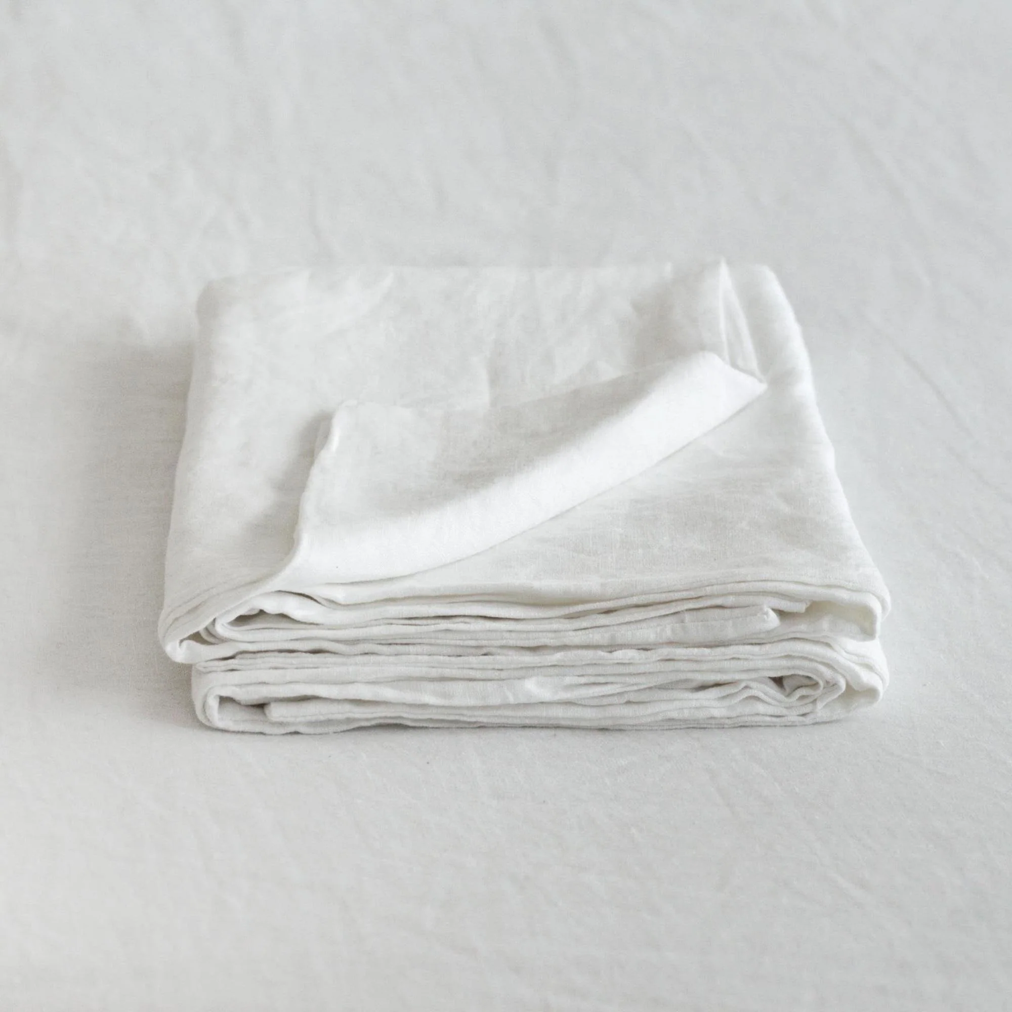 Brilliant White Linen Pillowcases - Image 8