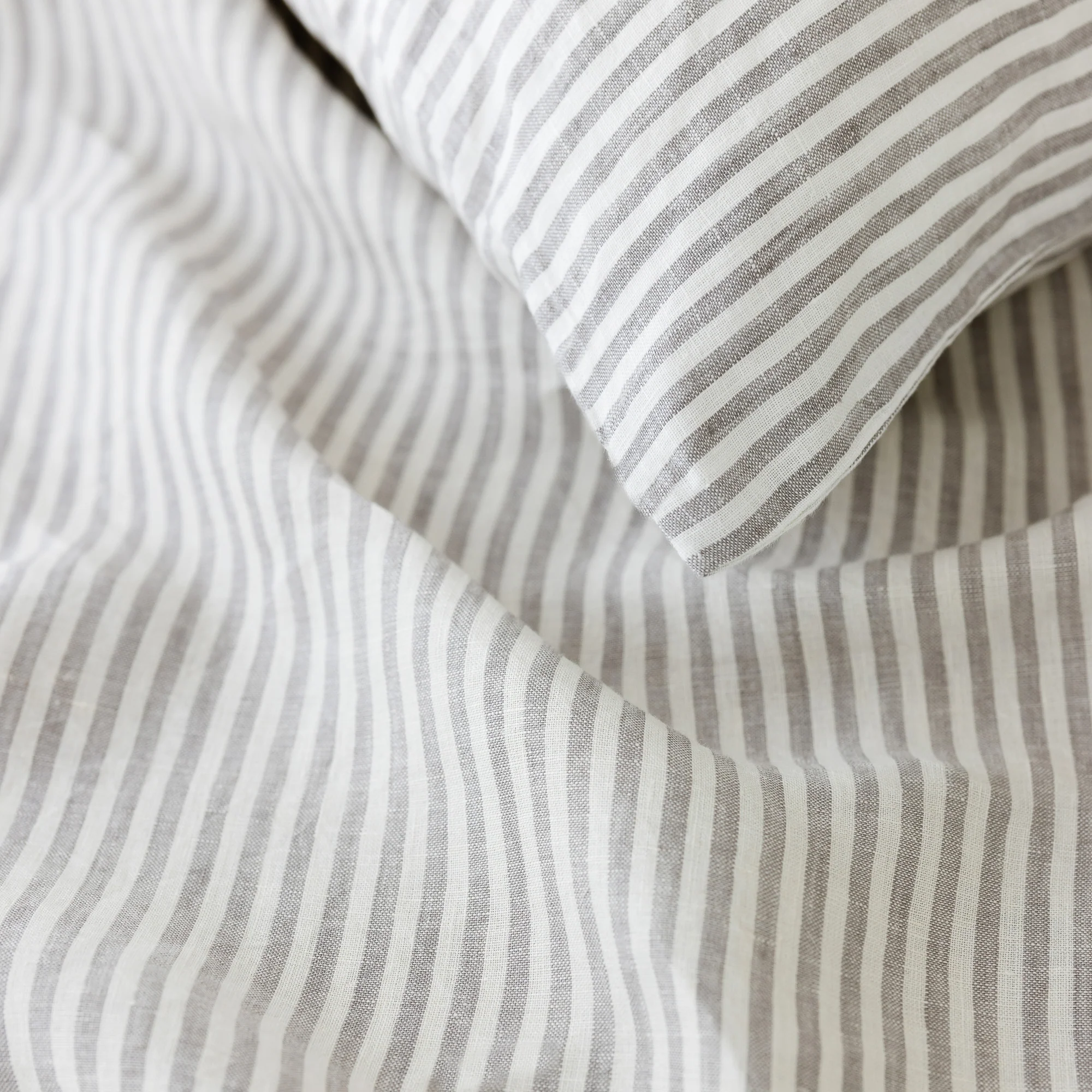 Grey Stripes Linen Duvet - Image 7