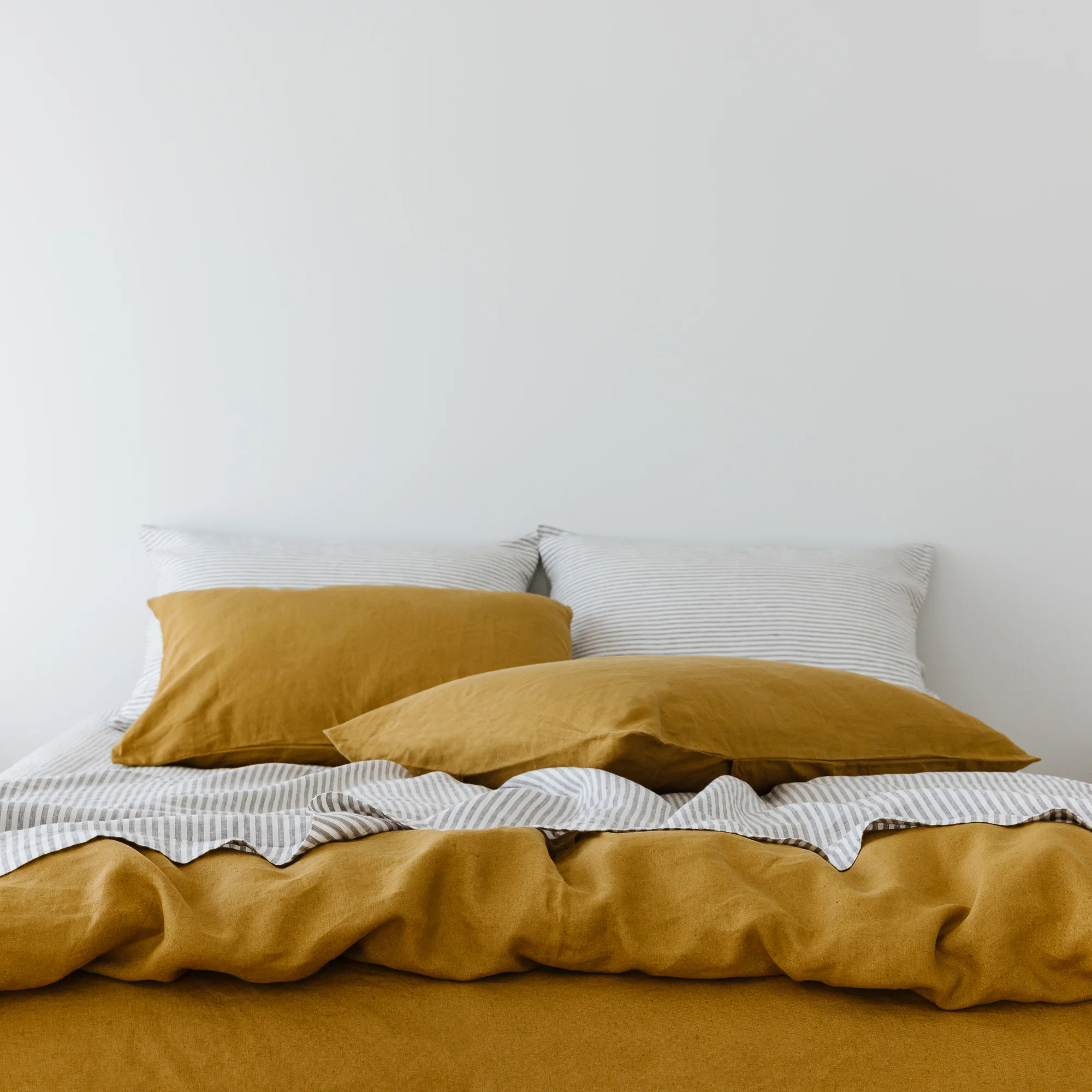 Grey Stripes Linen Sheets Set - Image 18