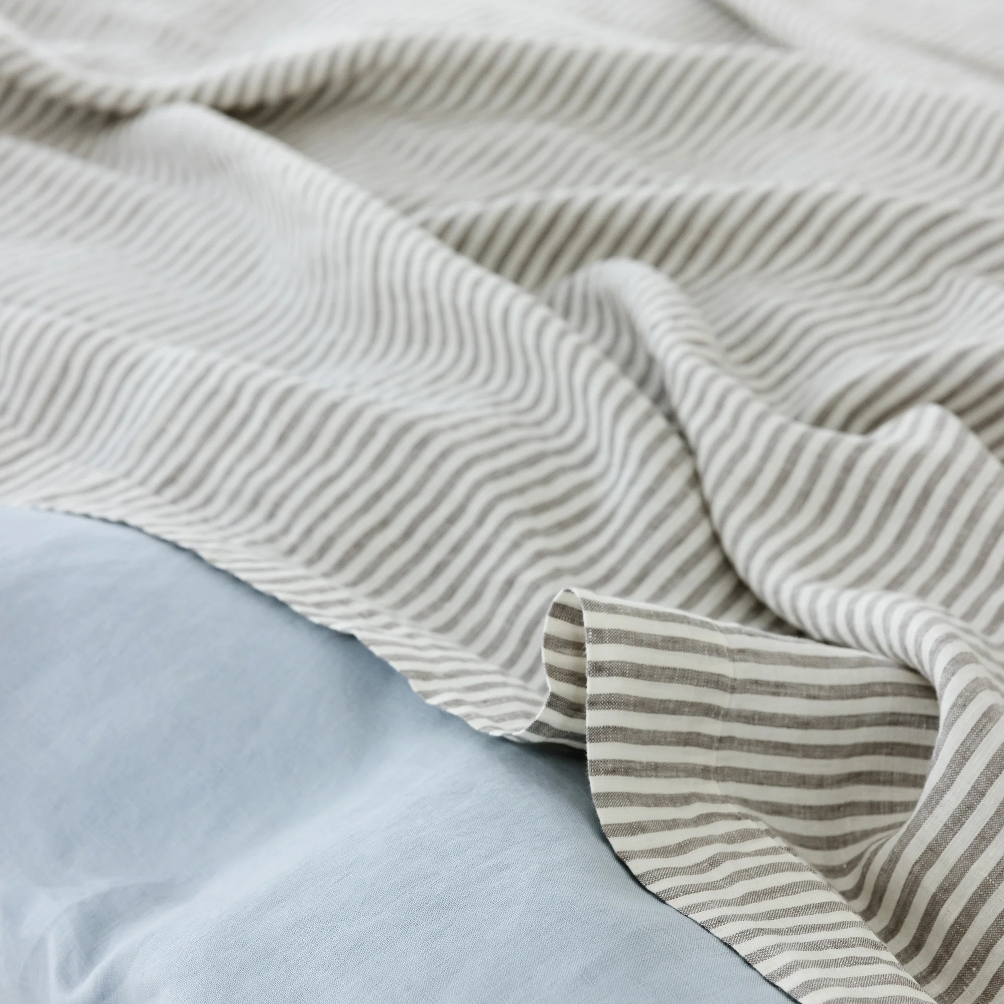 Grey Stripes Linen Sheets Set - Image 23