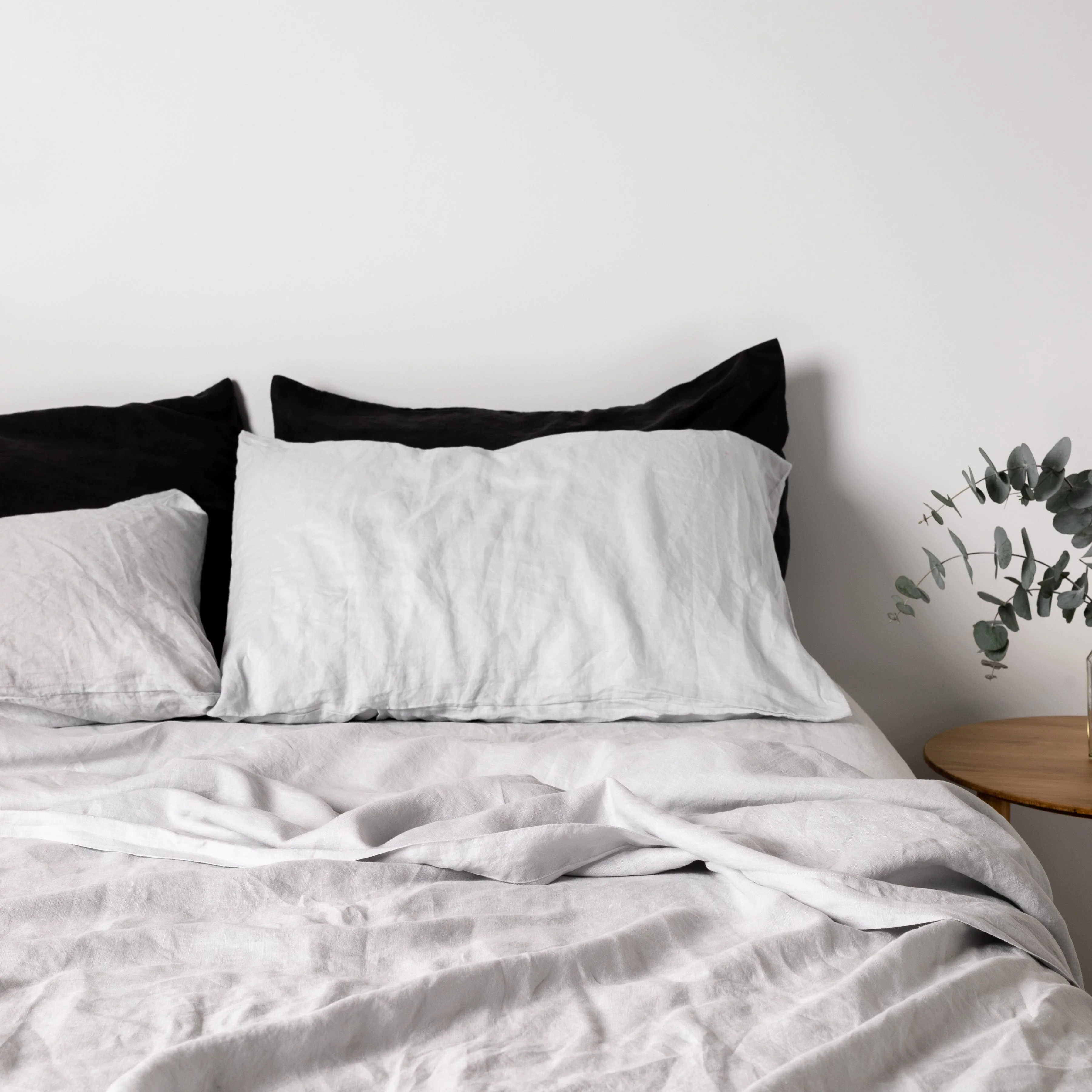 Light Grey Linen Fitted Sheet - Image 5