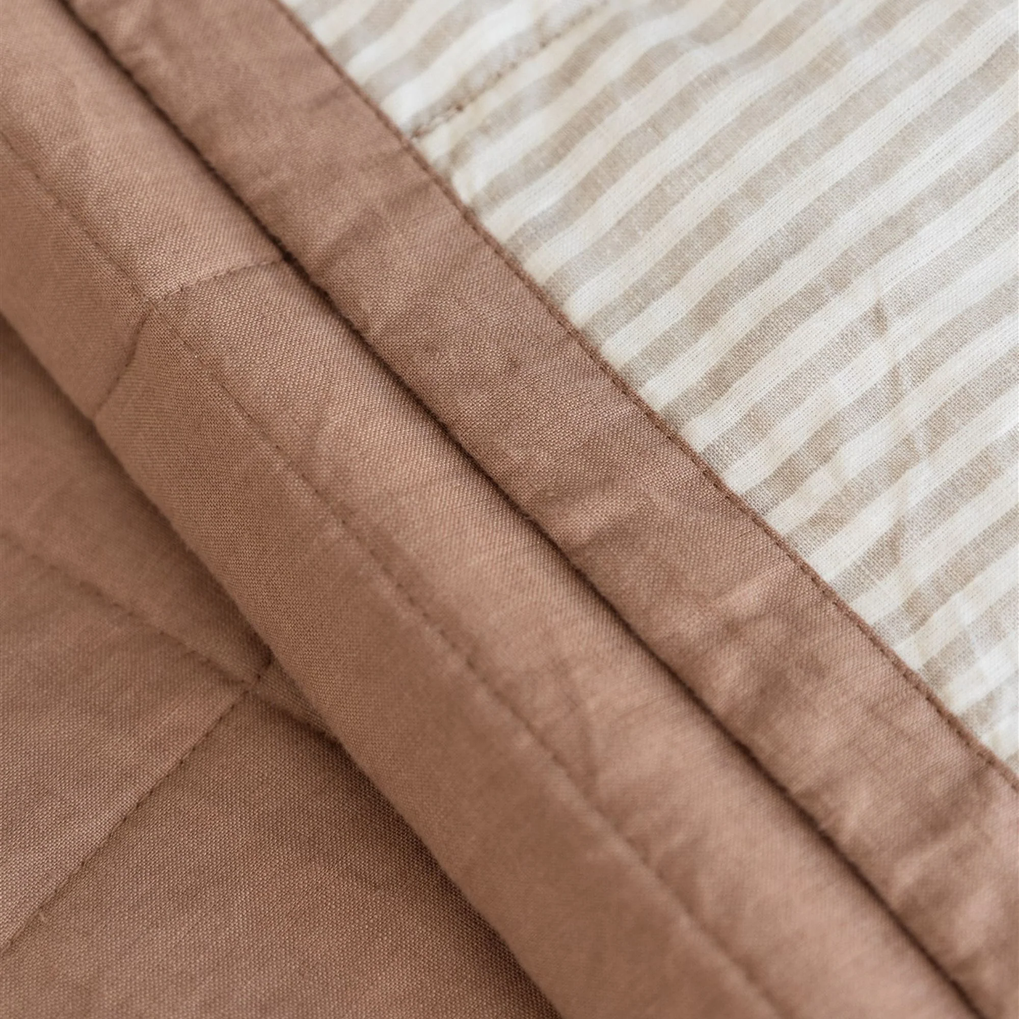 Malt Brown & Sand Stripes Linen Quilt - Image 3