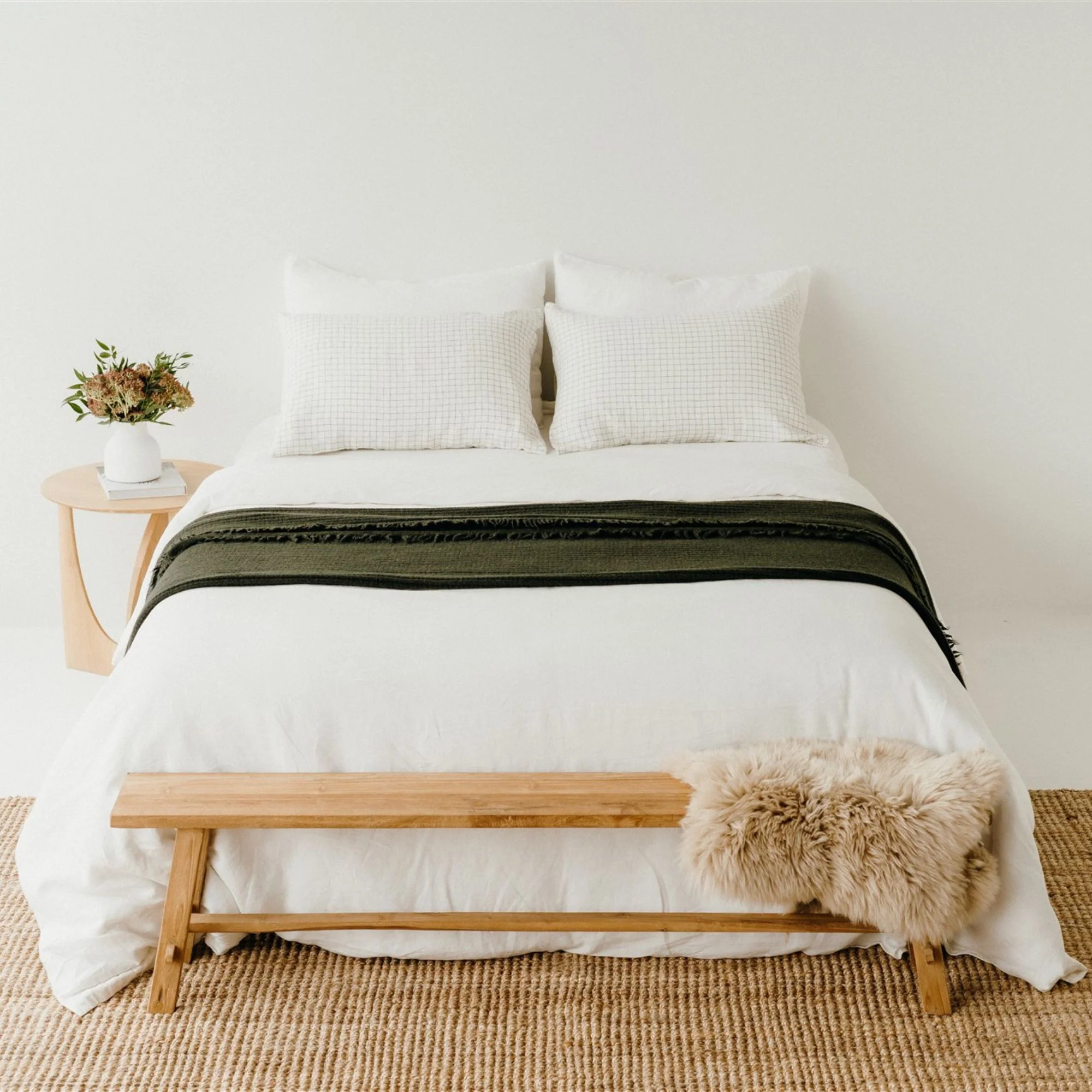 Moss Green Ribbed Wool Throw Blanket - Image 3