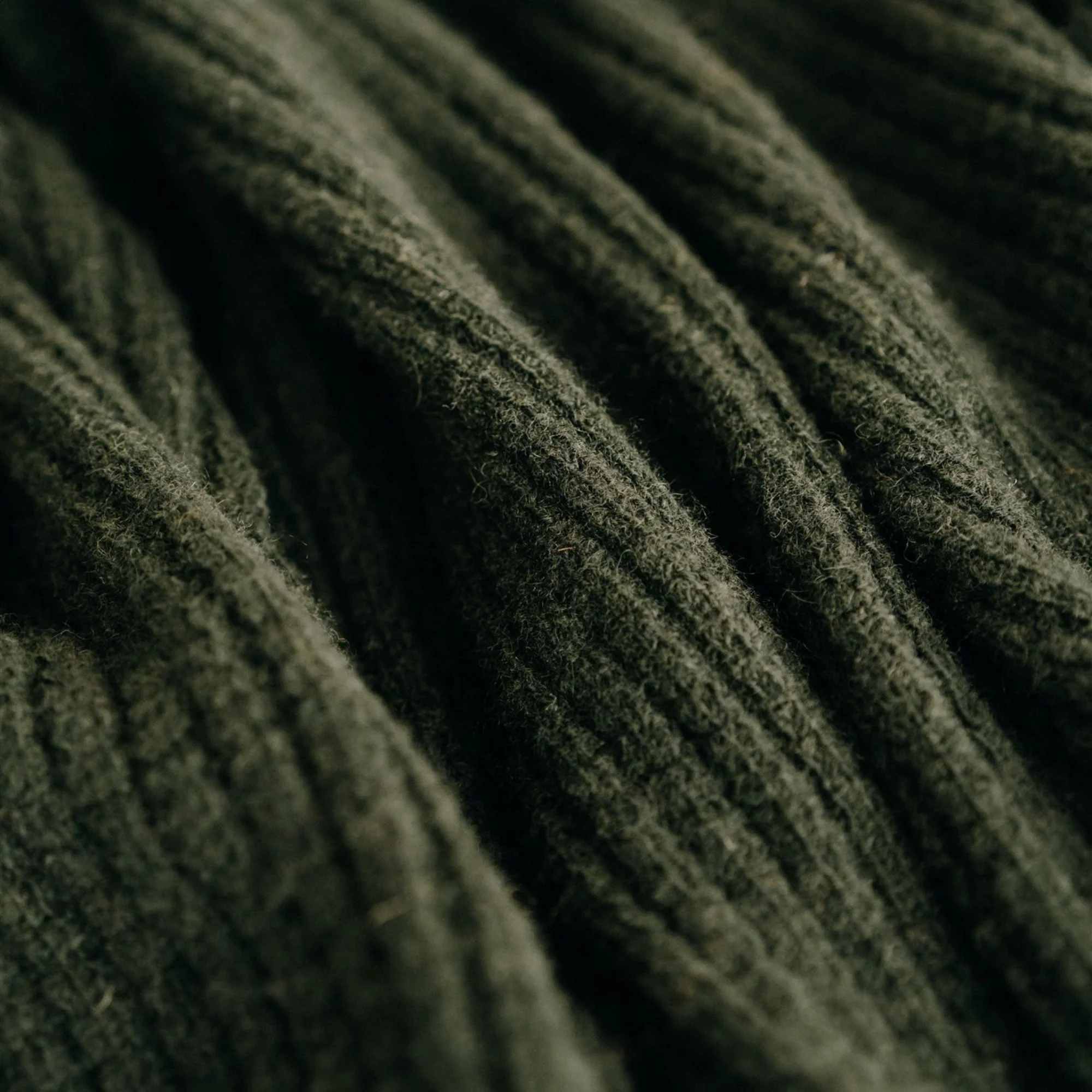 Moss Green Ribbed Wool Throw Blanket - Image 6