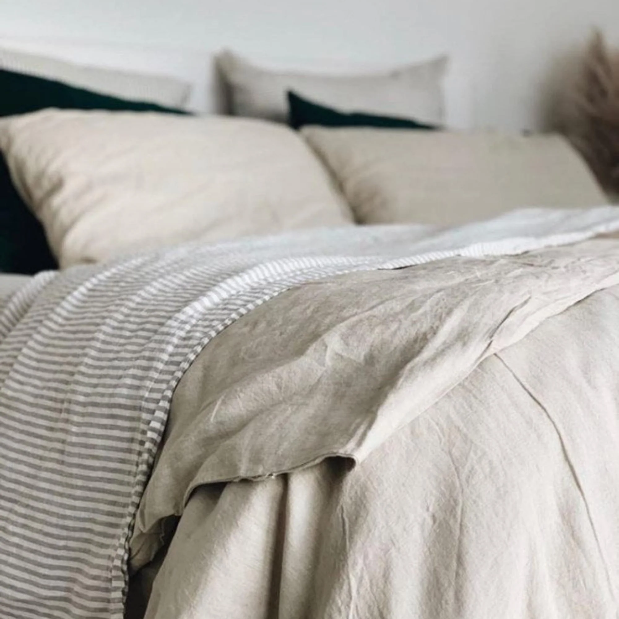 Natural Linen Sheets Set - Image 7