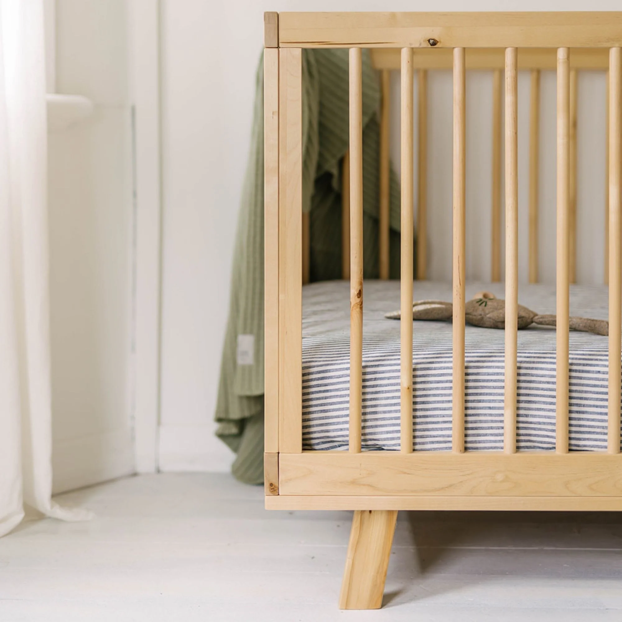 Navy Stripes Linen Cot/Bassinet Sheet - Image 3