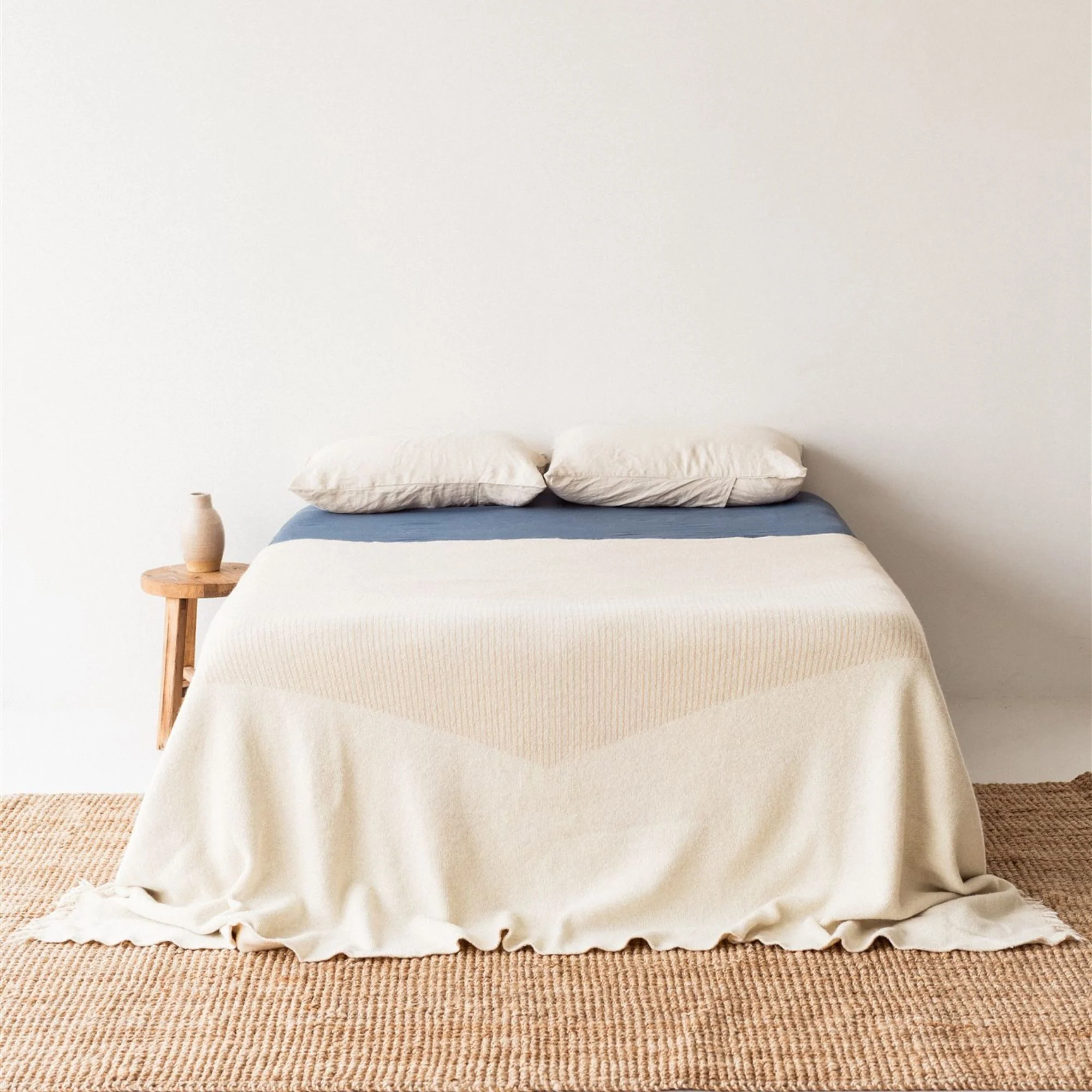 Pampas Geometric Wool Throw Blanket - Image 3