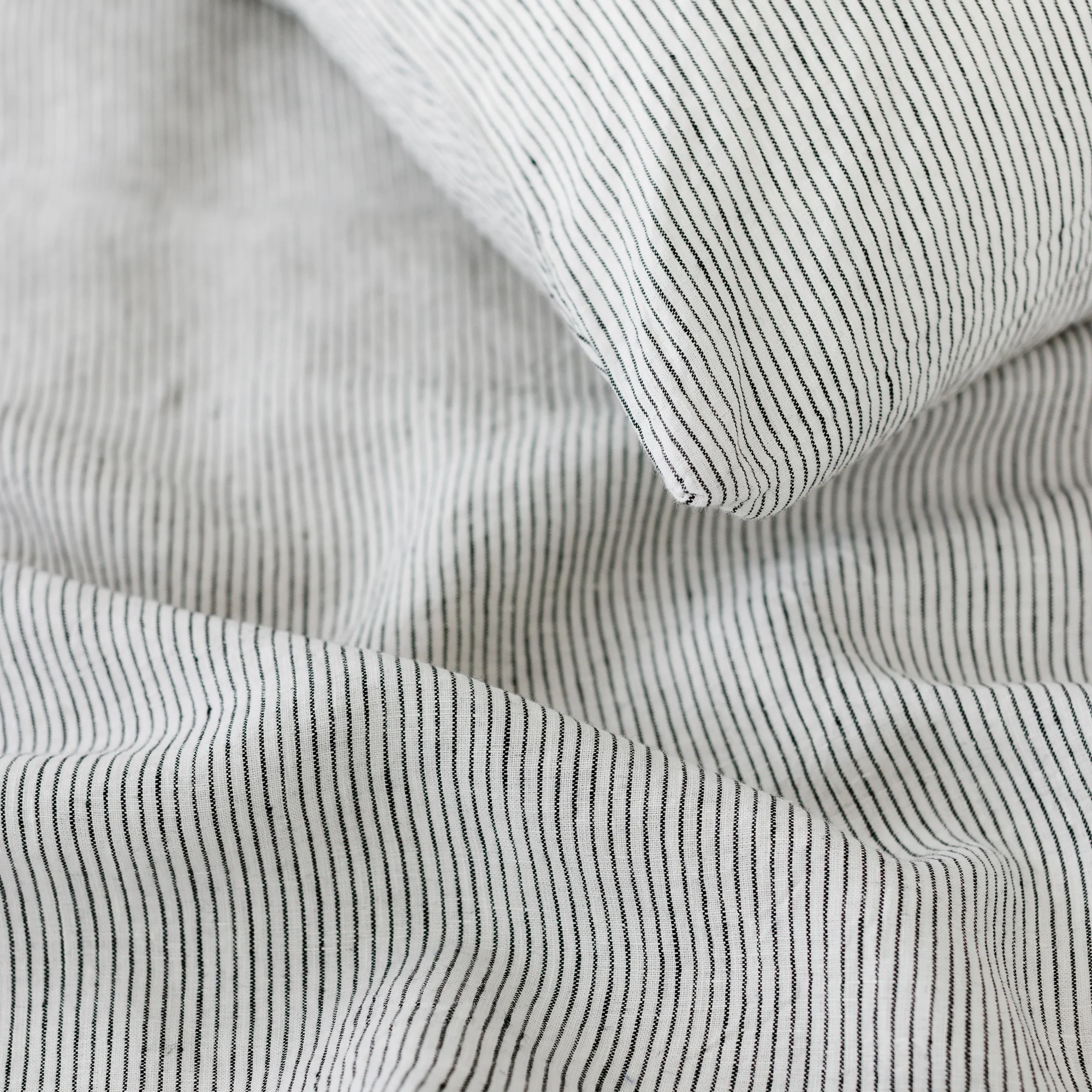 Pinstripes Linen Duvet - Image 6