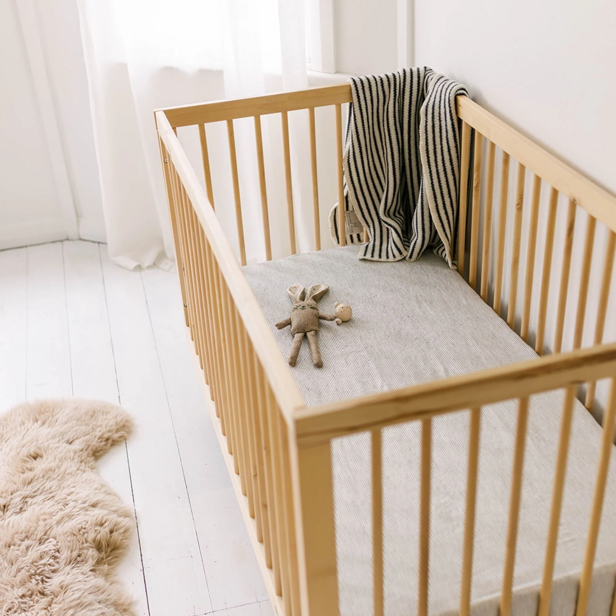 Pinstripes Linen Cot/Bassinet Sheet - Image 4