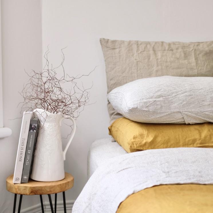 Pinstripes Linen Sheets Set - Image 10