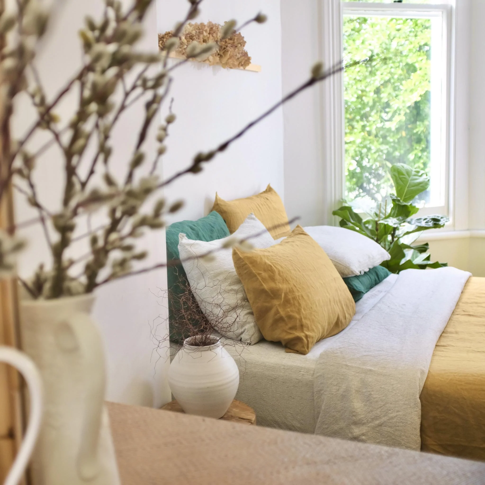 Pinstripes Linen Sheets Set - Image 9