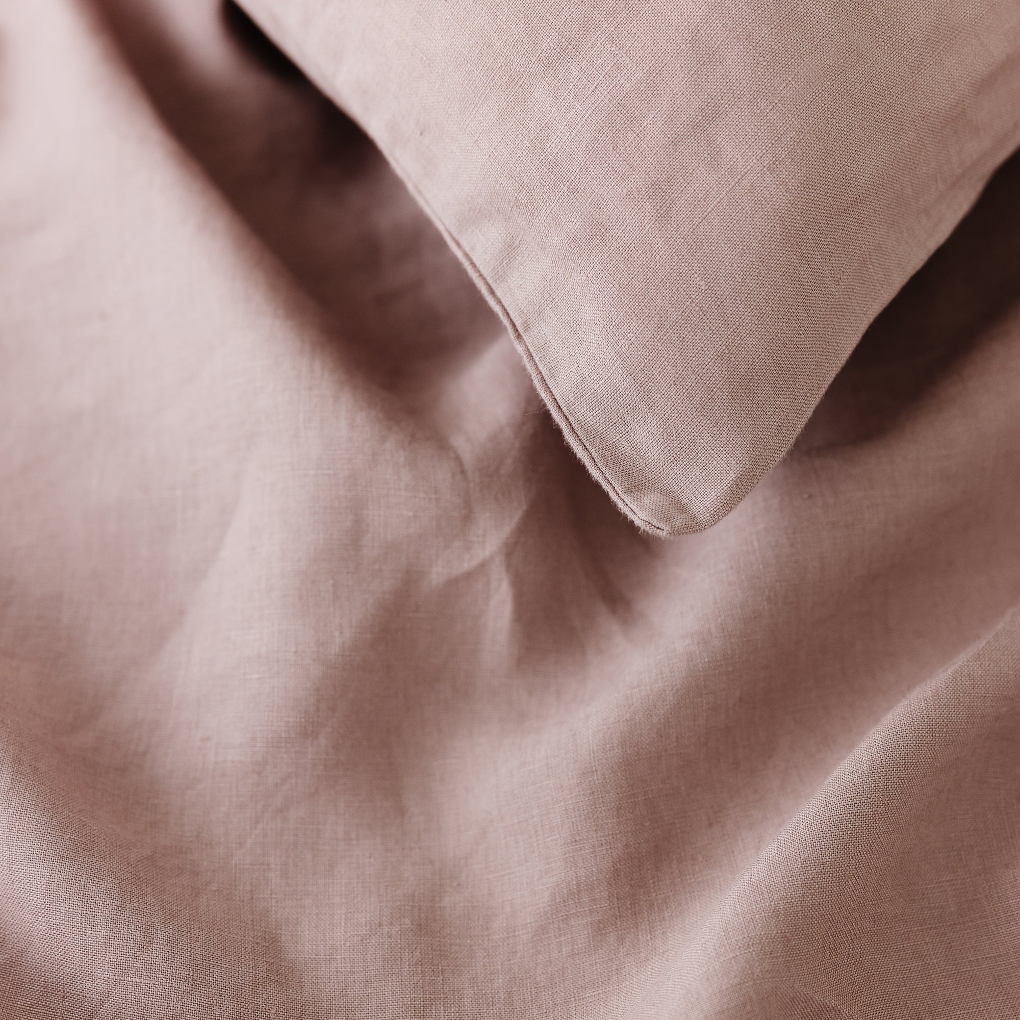Rosewood Pink Linen Duvet - Image 8