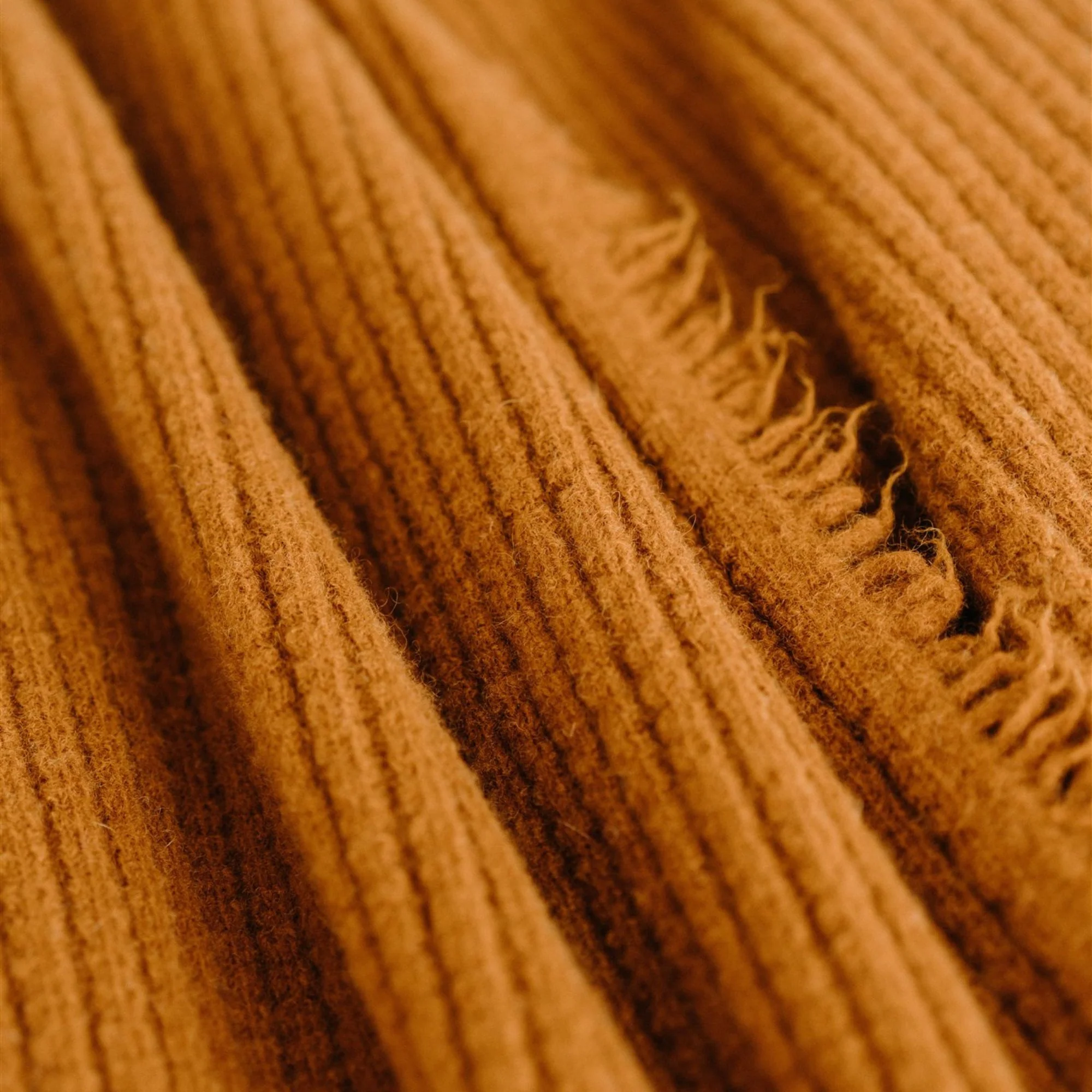 Rust Ribbed Wool Throw Blanket - Image 5