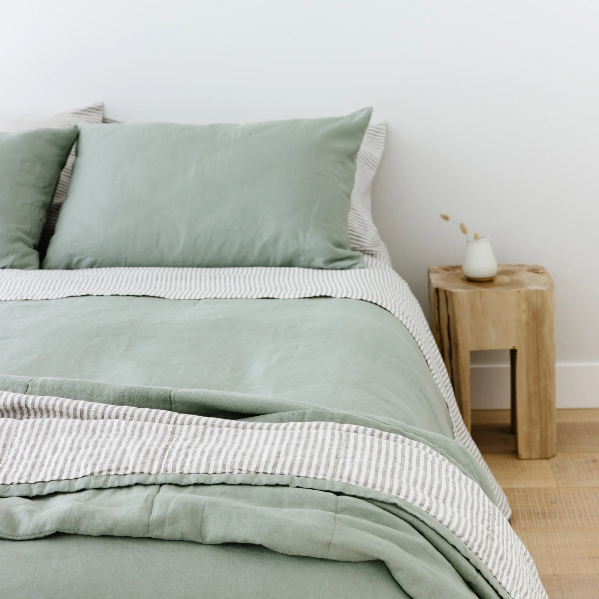 Sage Green Linen Duvet - Image 4