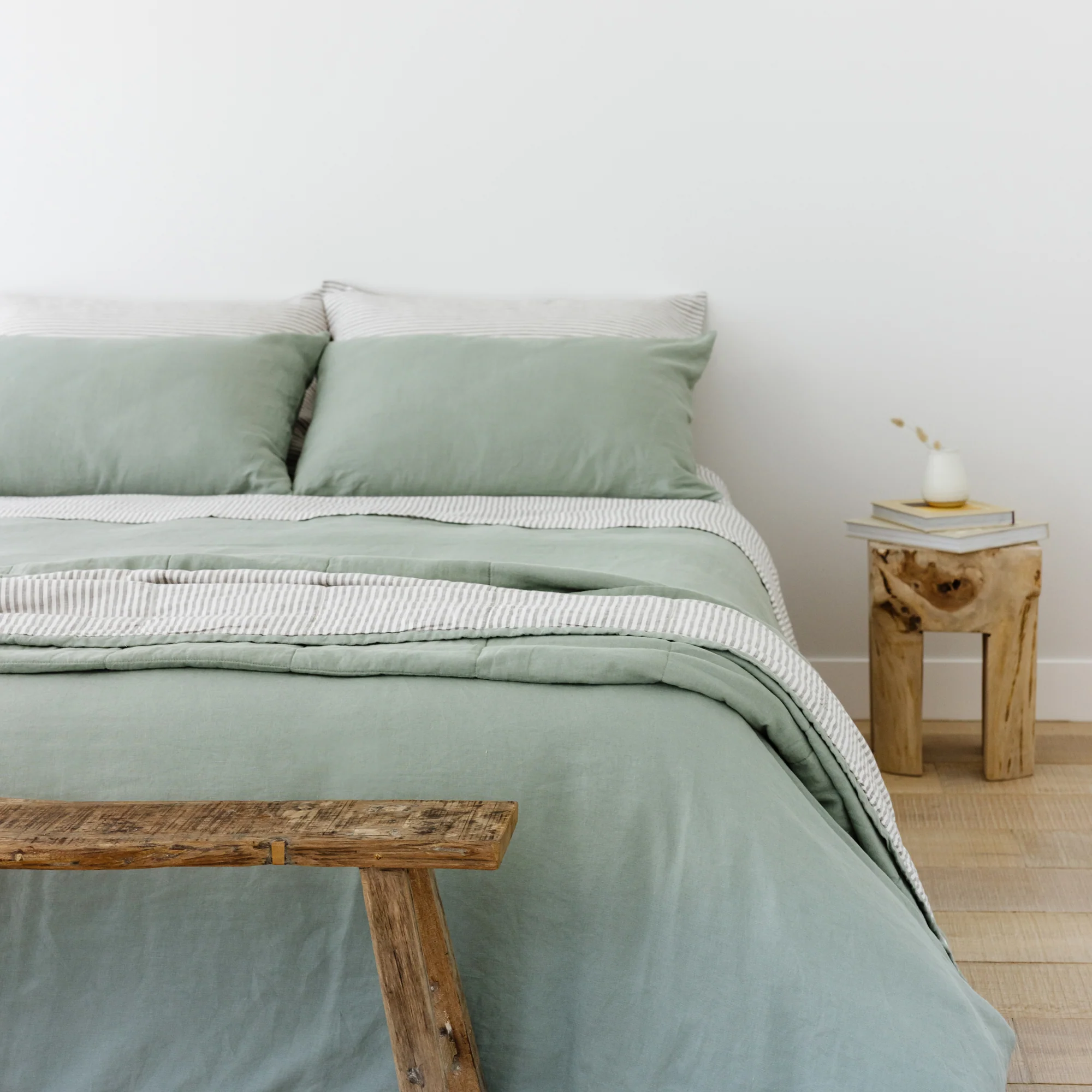 Sage Green Linen Duvet - Image 8