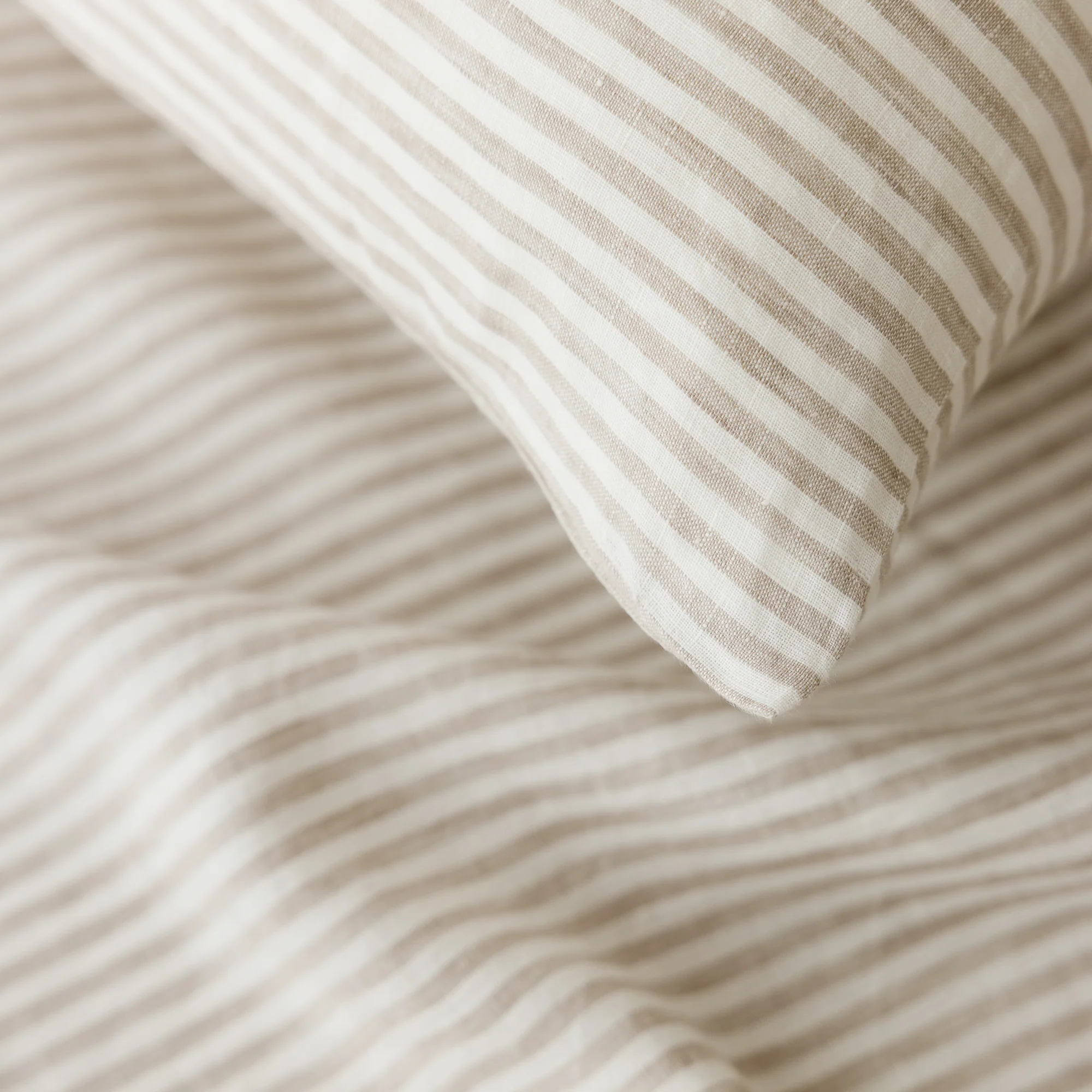Sand Stripes Linen Fitted Sheet - Extra Deep Drop - Image 3