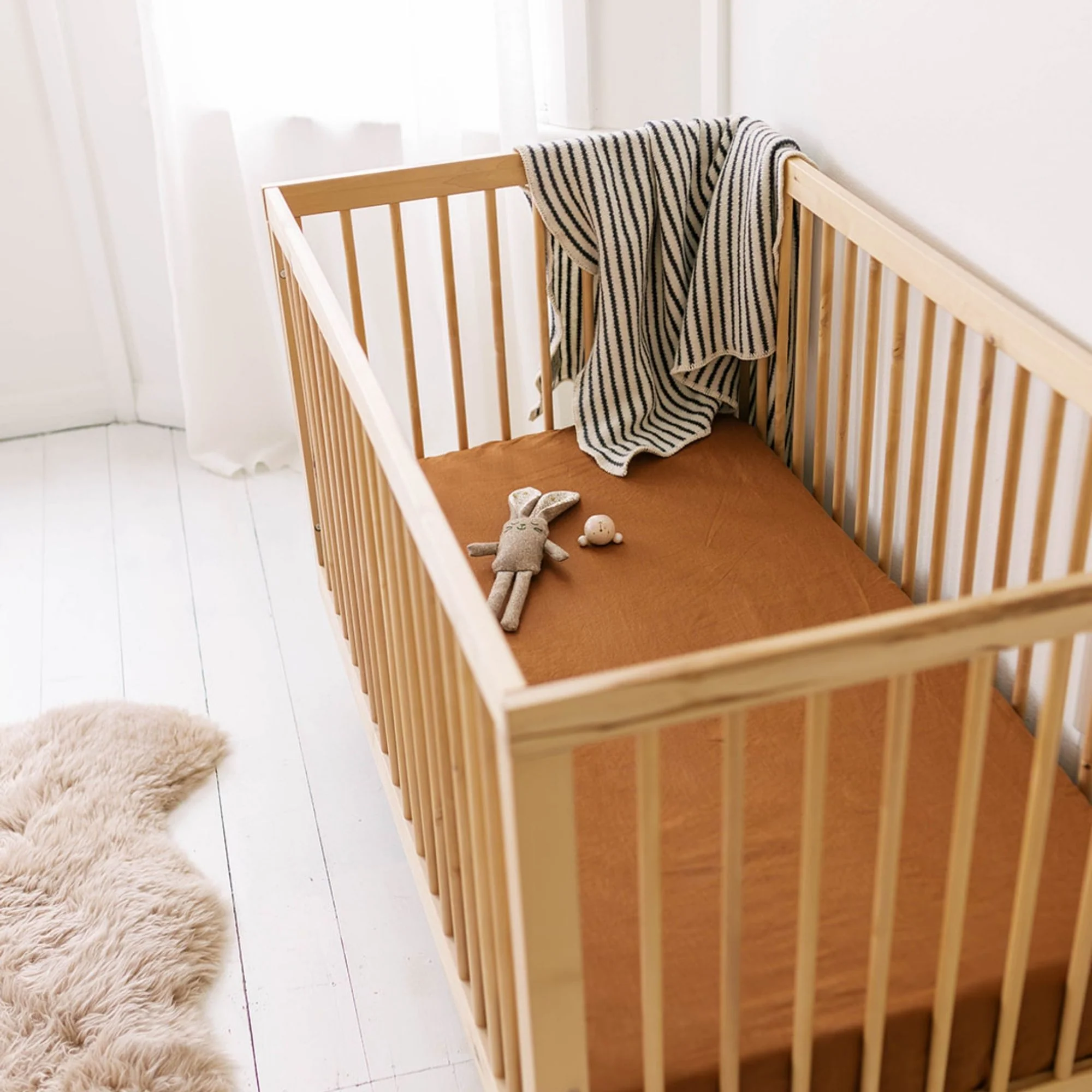 Tobacco Linen Cot/Bassinet Sheet - Image 4