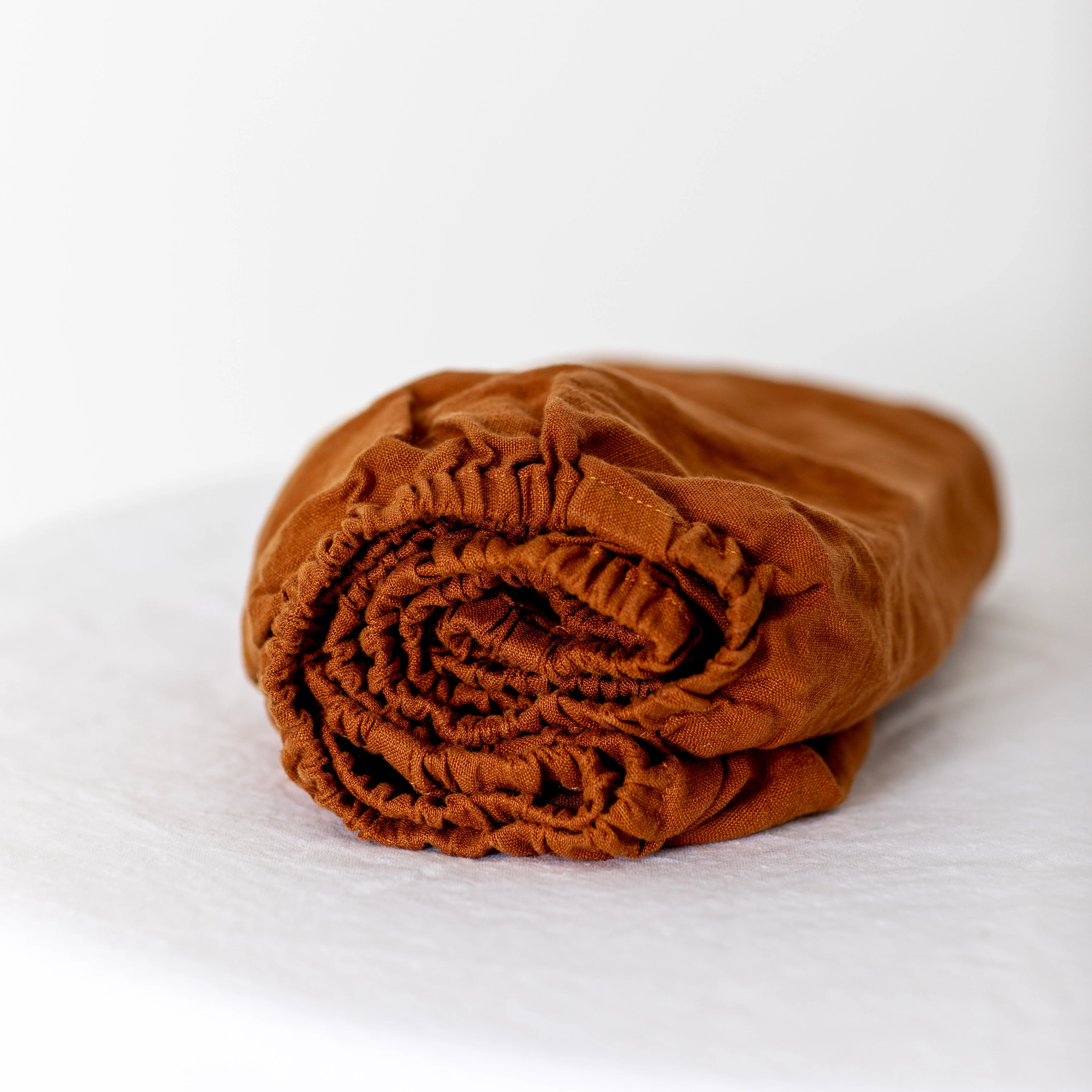 Tobacco Linen Cot/Bassinet Sheet - Image 5